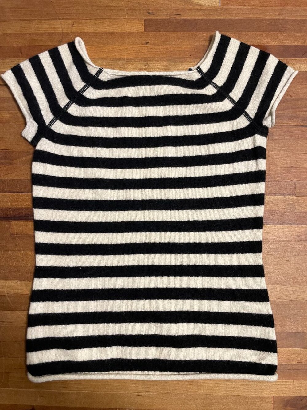 Banana Republic Top Wool and Cashmere Womens Size XS